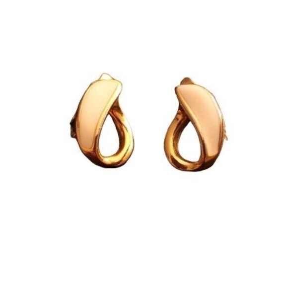 Vintage Trifari Cream Beige & Gold Clip On Enamel Earrings - Picture 2 of 4